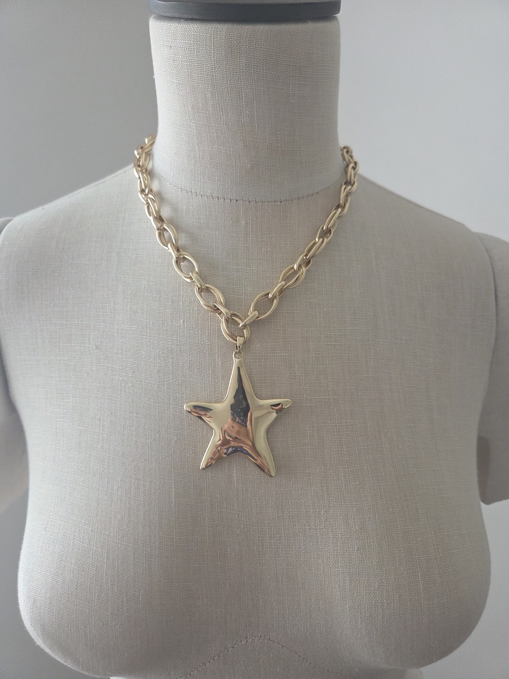 Camila Coelho Gold Star Pendant Chain Necklace